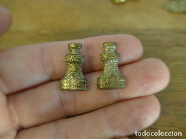 Militaria: Antigua pareja de insignias emblemas de ingenieros republicano y nacional, originales guerra civil.