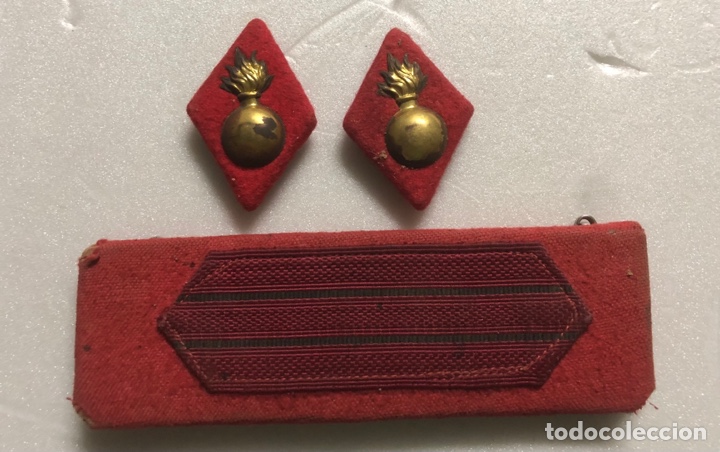 Militaria: GALLETA MILITAR DE CABO Y ROMBOS DE ARTILLER&Iacute;A