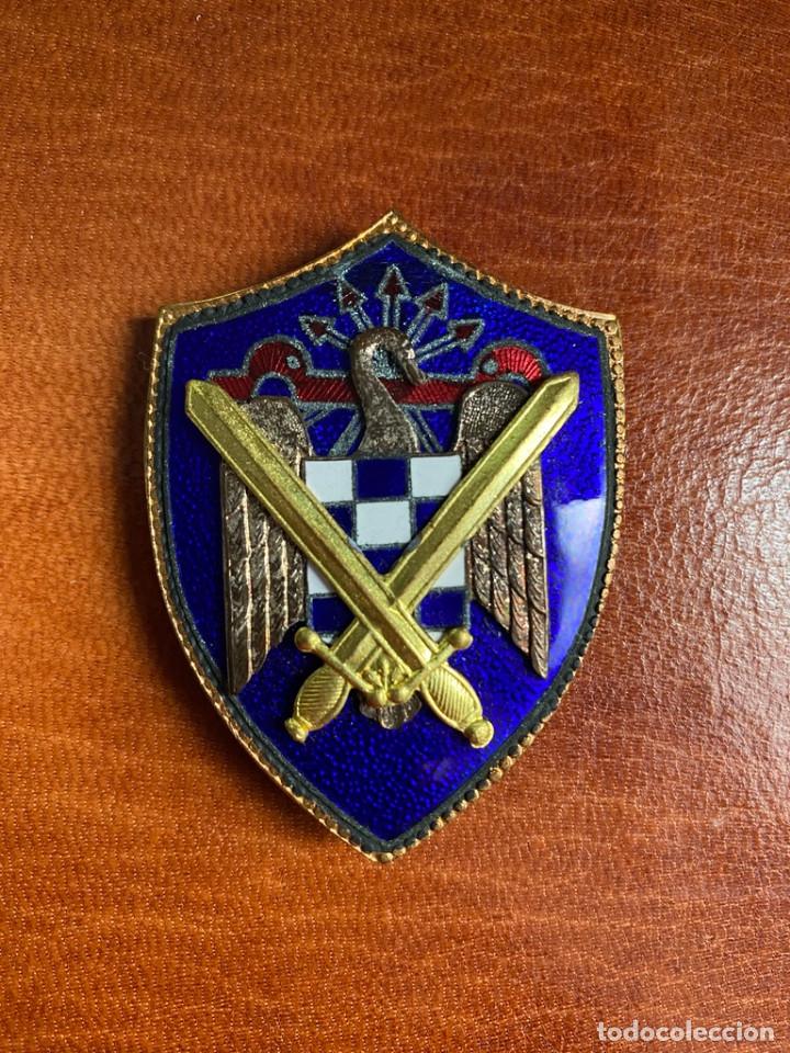 Militaria: Insignia SEU Falange