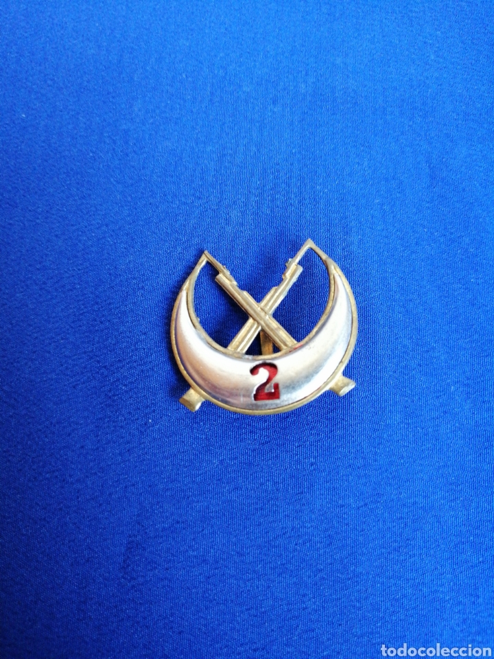 Militaria: EJ&Eacute;RCITO DE REGULARES 2 MELILLA DISTINTIVO