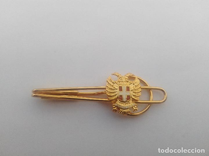 Militaria: pisa corbatas - Foto 1