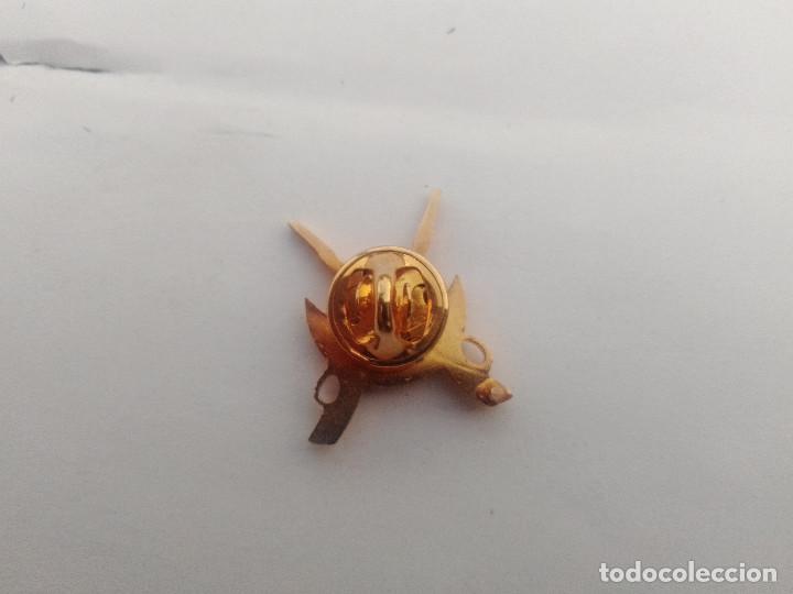 Militaria: Pin de regulares - Foto 2