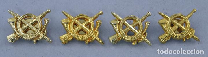 Militaria: Cuatro Pin solapa uniforme infanter&iacute;a - Foto 1