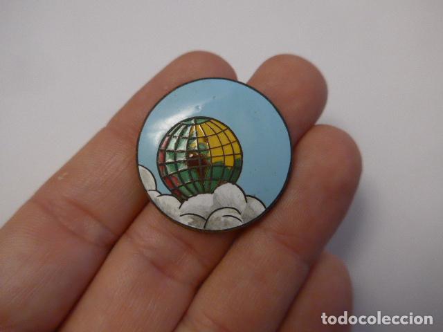 Militaria: Antigua insignia esmaltada a identificar