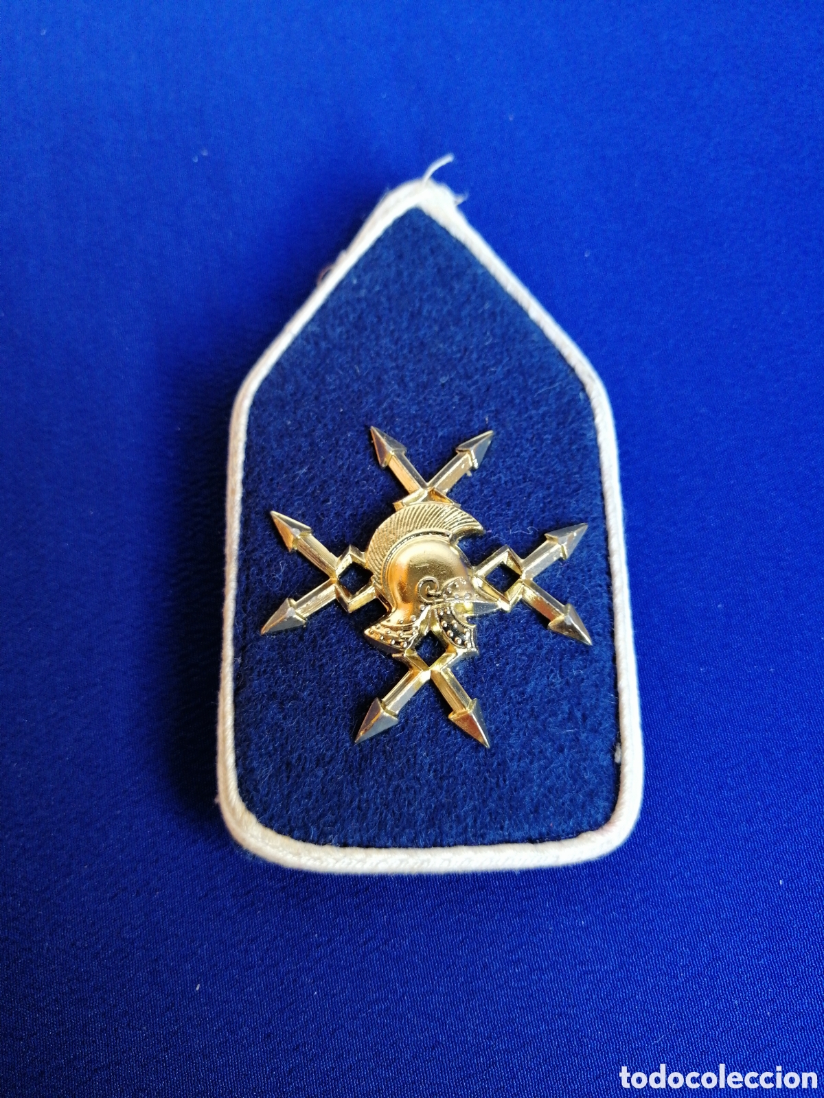 Military Antiques: PEPITO MILITAR INSIGNIA DE ROSCA