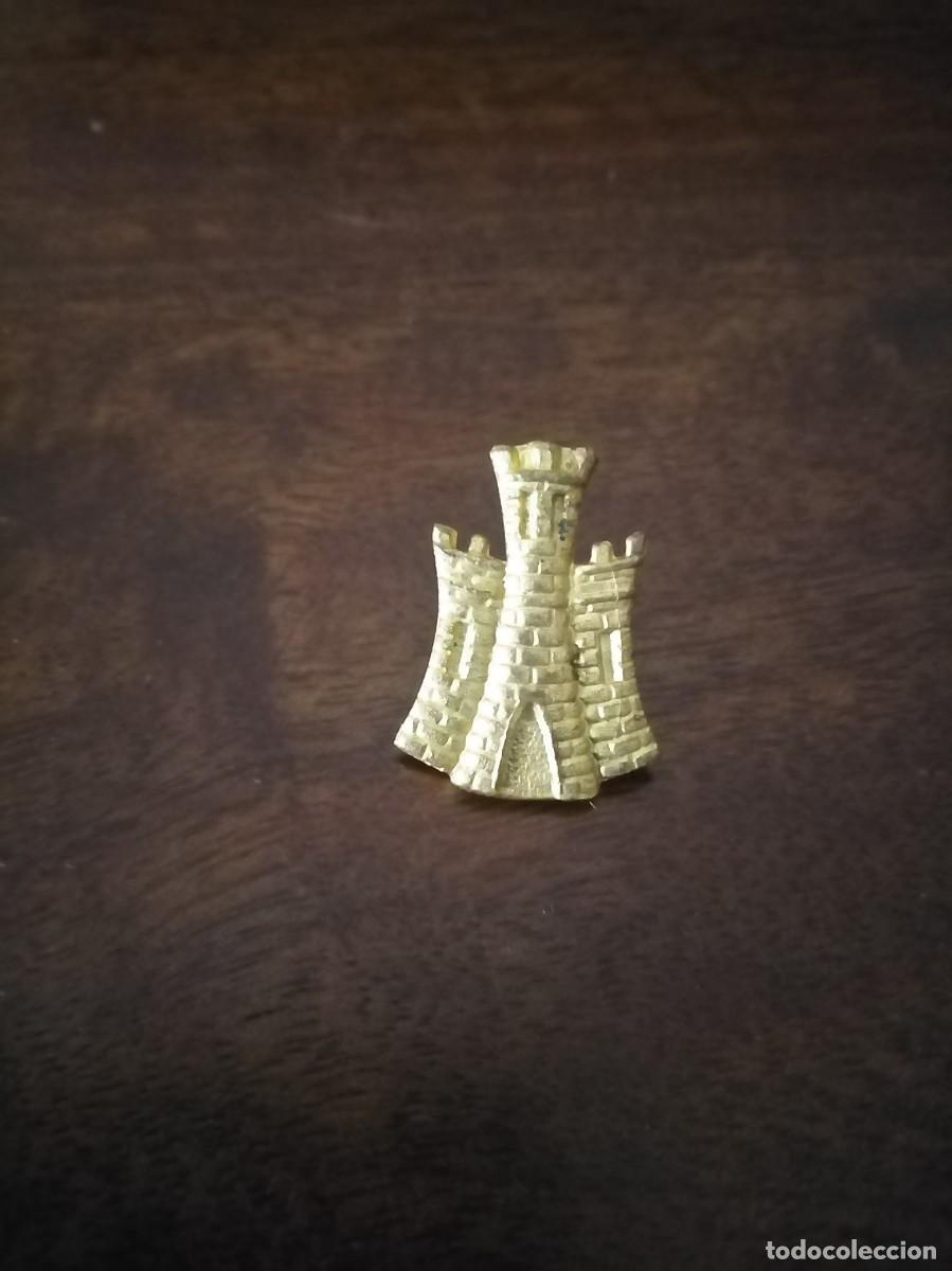 Militaria: Insignia Ej&eacute;rcito de Portugal. A tuerca. - Foto 1