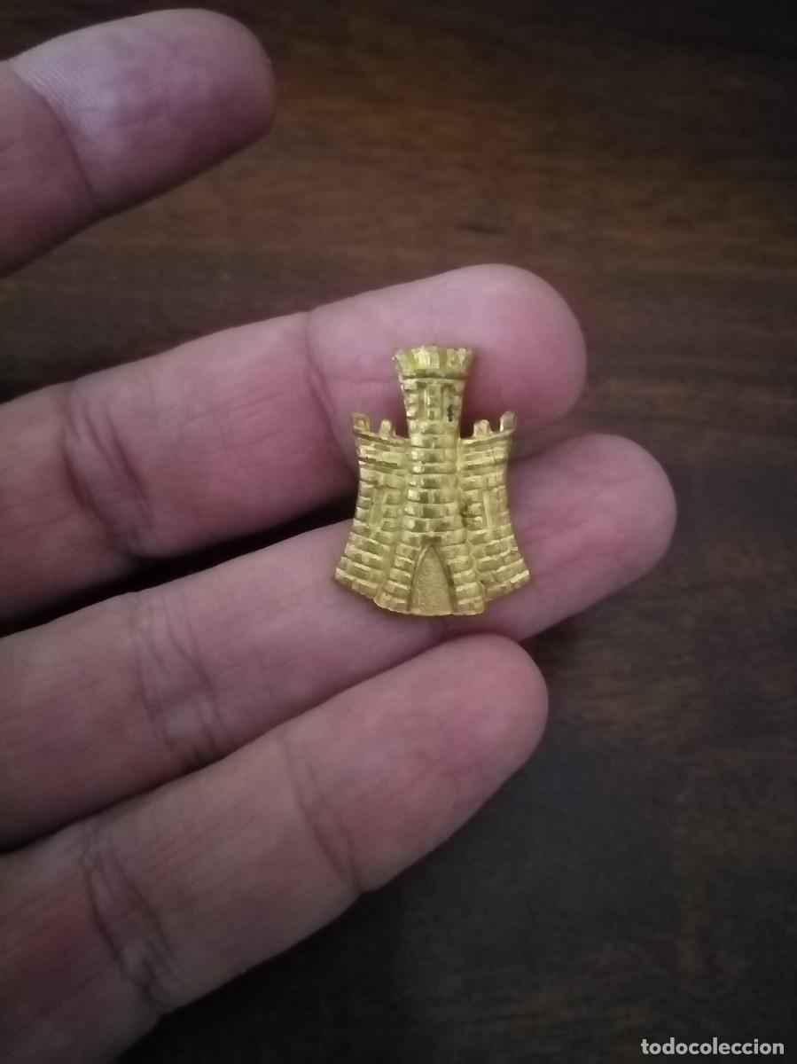 Militaria: Insignia Ej&eacute;rcito de Portugal. A tuerca. - Foto 4
