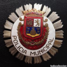 Militaria: LAS PALMAS DE GRAN CANARIA POLICIA MUNICIPAL PLACA ESMALTADA C. 1950. Lote 375191829