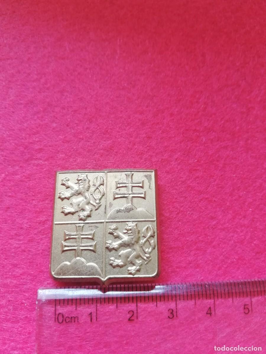 Militaria: Insignia de bronce CSFR - Foto 1