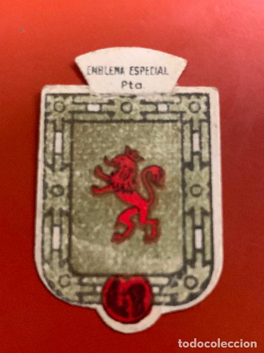 Militaria: Emblema. 1 peseta. Emblema especial. Ferrari. Serie B n.156