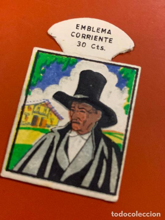 Militaria: Emblema. 30 Cts. Emblema corriente. Lino de duelo. Serie H n.2