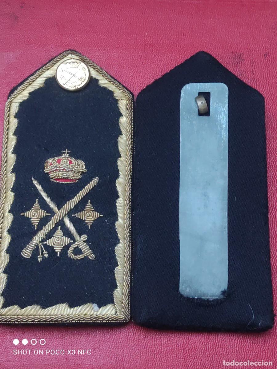 Militaria: Hombreras de gala de General - Foto 2