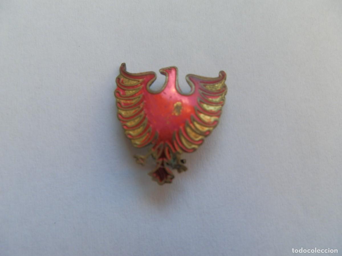 Militaria: INSIGNIA DE AGUJA AGUILA.