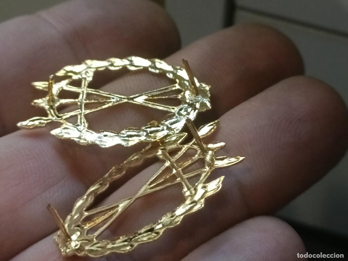 Militaria: Pareja de emblemas de Guinea - Foto 2