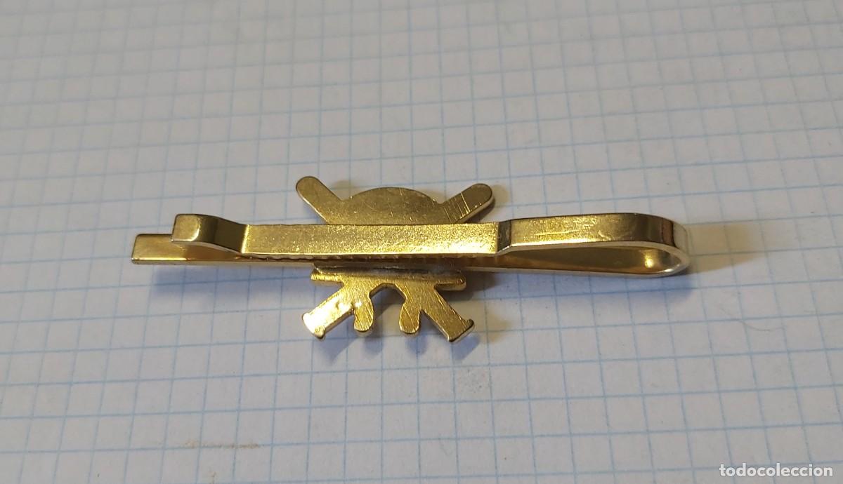 Militaria: Pasacorbatas PM - Foto 2