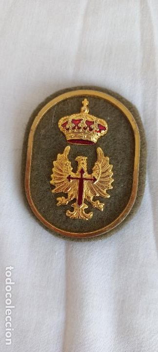 Militaria: EMBLEMA O INSIGNIA DEL EJERCITO DE TIERRA ESPA&Ntilde;OL, PARA BOINA O TRAJE, EN FIELTRO Y METAL