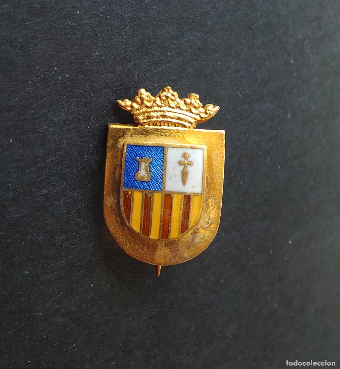 Militaria: ESCUDO DE UTRILLAS (TERUEL). - Foto 2