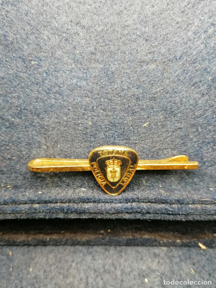 Militaria: PISACORBATAS PASADOR POLICIA LOCAL TOTANA