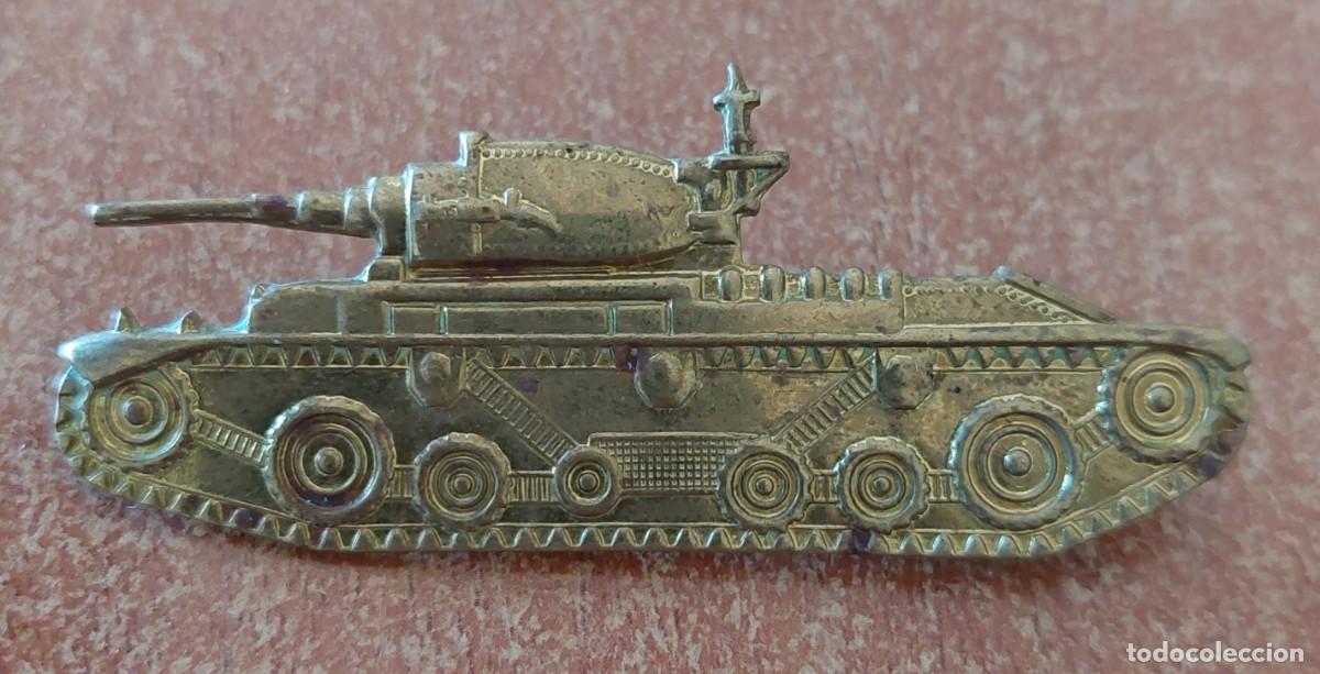 Militaria: Emblema de tanque blindado - Foto 1