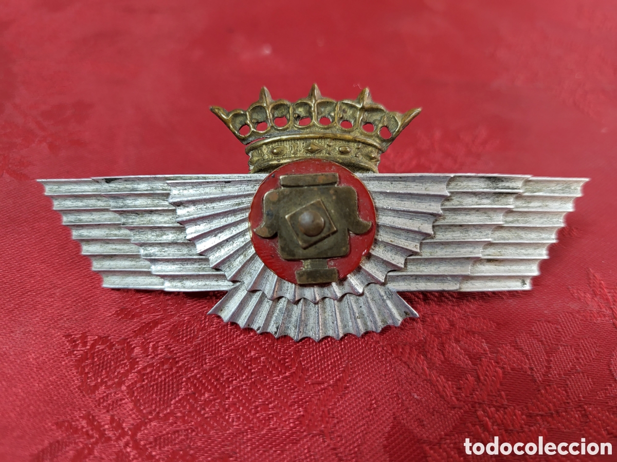 Military Antiques: MUY RARO ROKISKI EJERCITO DEL AIRE. CUERPO DE CARTOGRAFIA E IMAGEN . EPOCA DE FRANCO . 9,5 &times; 4 CM.