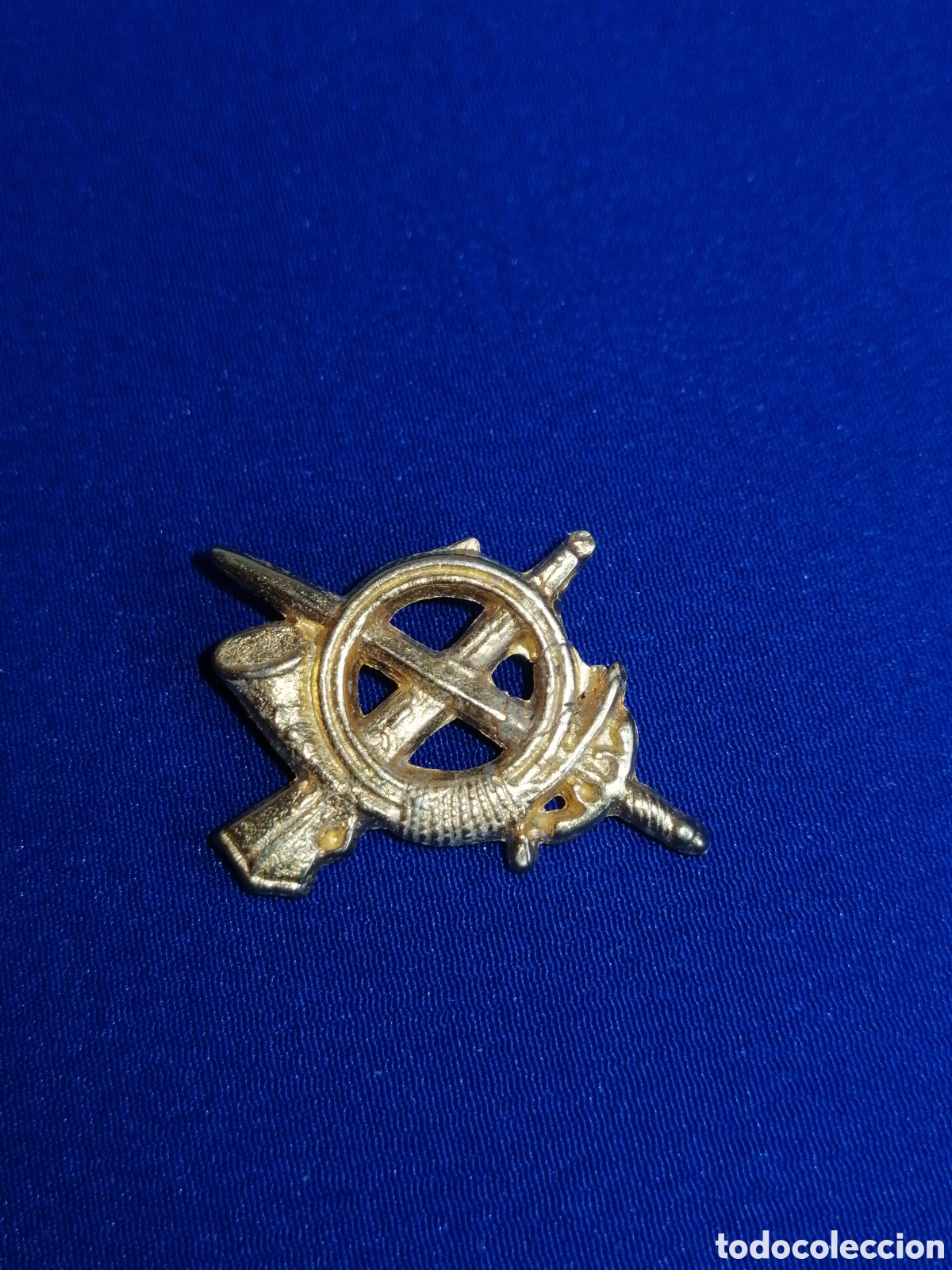 Militaria: MILITAR PIN DE ROSCA - Foto 1