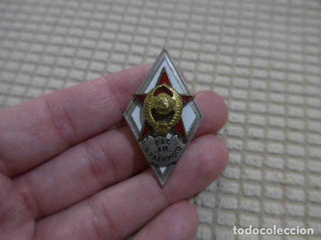 Militaria: Antigua insignia o emblema de Academia militar rusa a identificar, original. URSS comunista.
