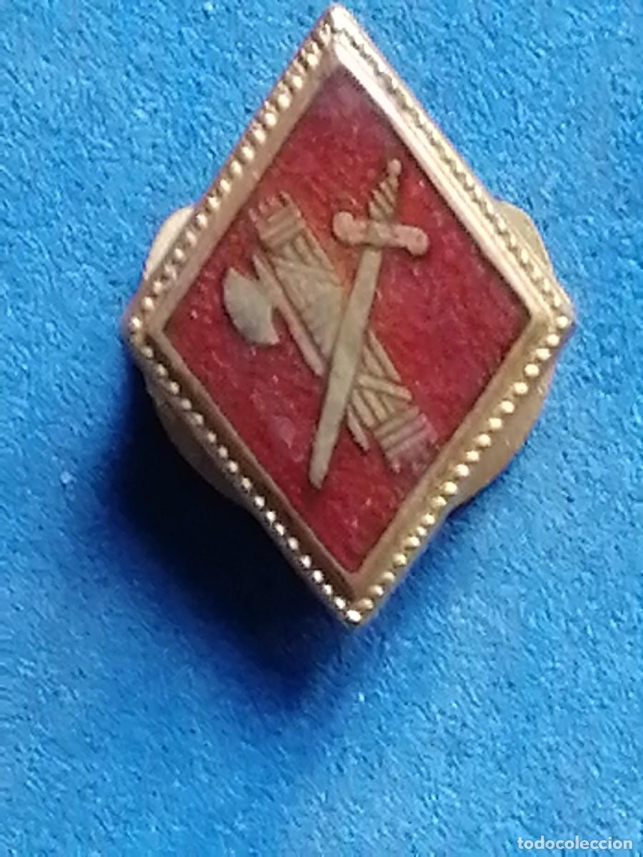 Militaria: Insignia de solapa rombo Guardia Civil