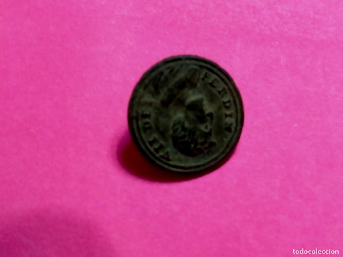 Militaria: boton.militar,de,fernando,septimo - Foto 1