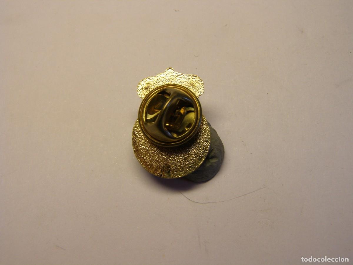 Militaria: Pin Protecci&oacute;n Civil. - Foto 3