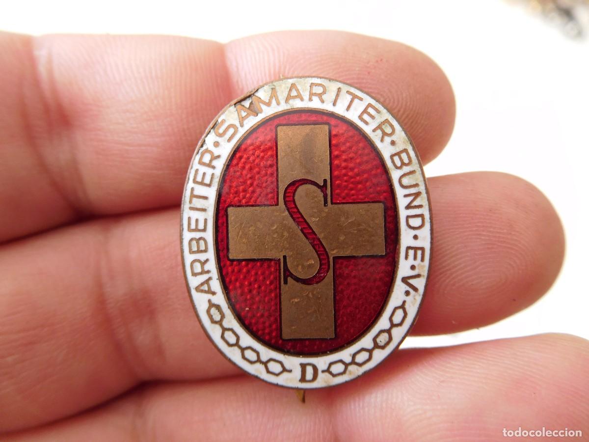 Militaria: Insignia esmaltada antigua a determinar - Foto 1