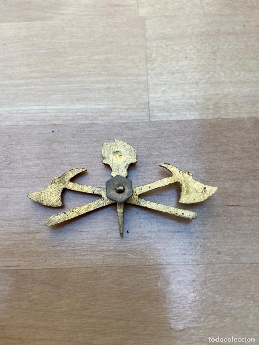 Militaria: Insignia a examinar ??? - Foto 3