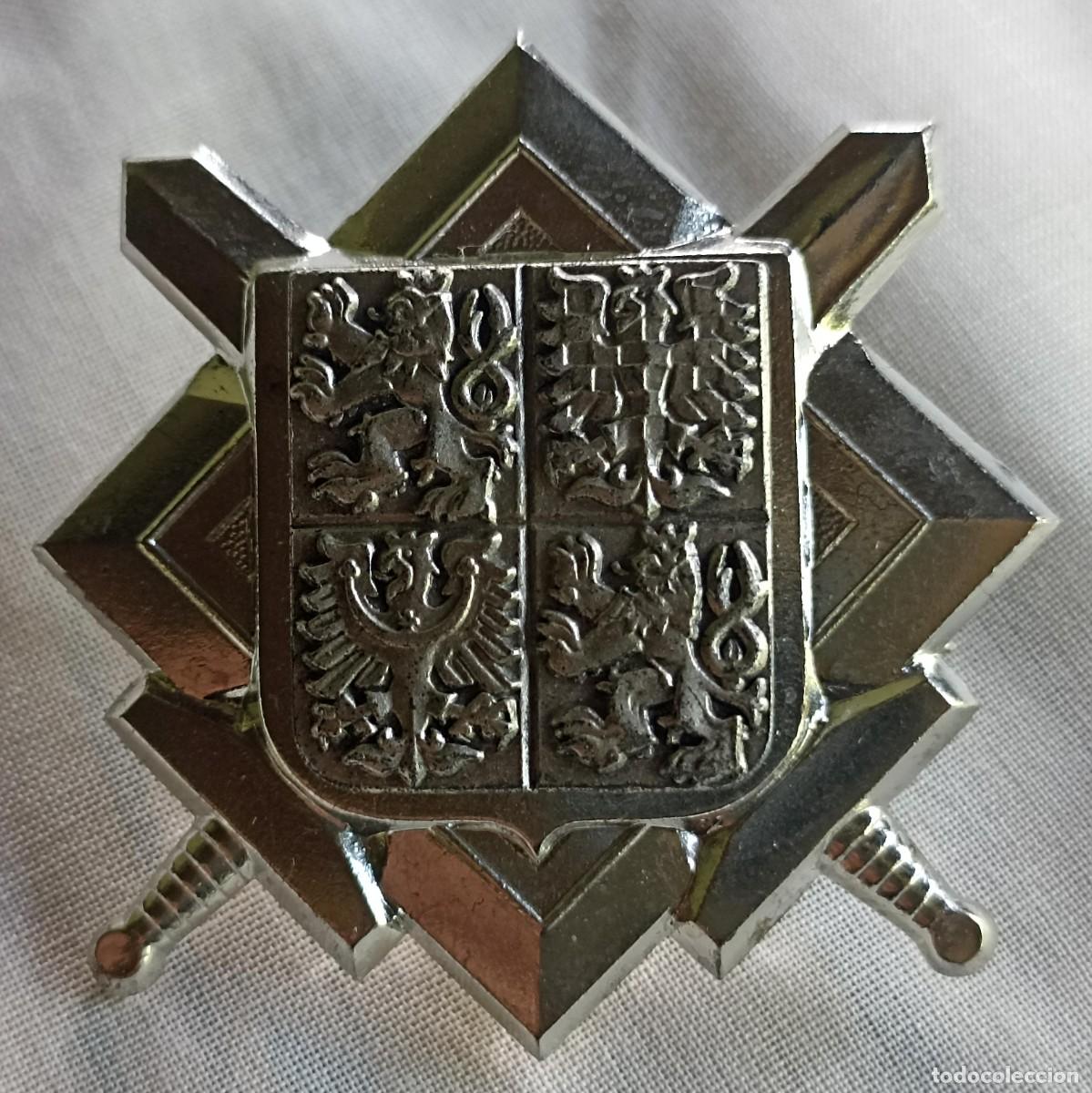 Militaria: Insignia plateada del ej&eacute;rcito de la Rep&uacute;blica Checa - Foto 1
