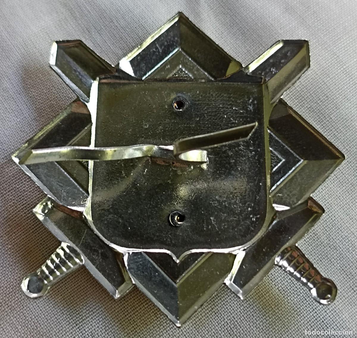 Militaria: Insignia plateada del ej&eacute;rcito de la Rep&uacute;blica Checa - Foto 3