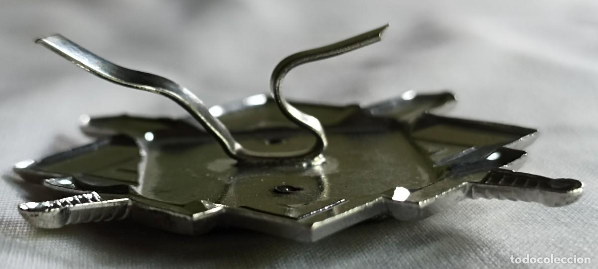 Militaria: Insignia plateada del ej&eacute;rcito de la Rep&uacute;blica Checa - Foto 4
