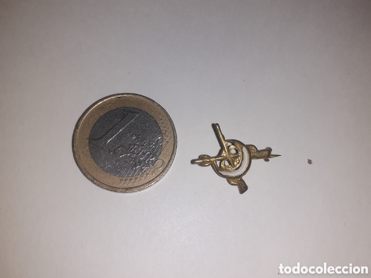 Militaria: INSIGINA MILITAR METAL Y ESMALTE BLANCO