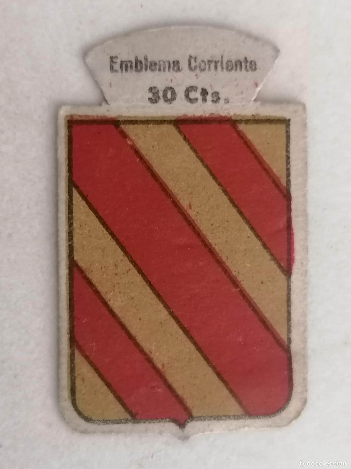 Militaria: EMBLEMA DE CARTON, AUXILIO SOCIAL, SERIE B N&ordm; 185, ESCUDO BONAL