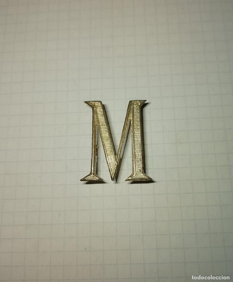 Militaria: Insignia M de cuello. - Foto 1