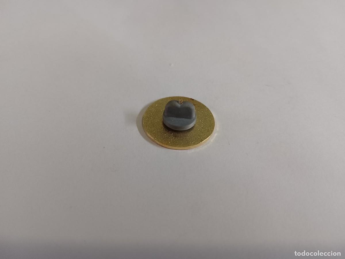 Militaria: Pin USS Constellation, CV-64 - Foto 2