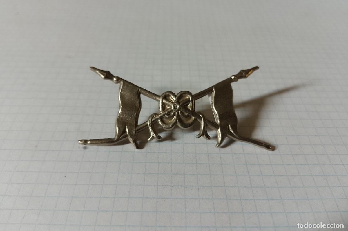 Militaria: Distintivo de caballer&iacute;a - Foto 1