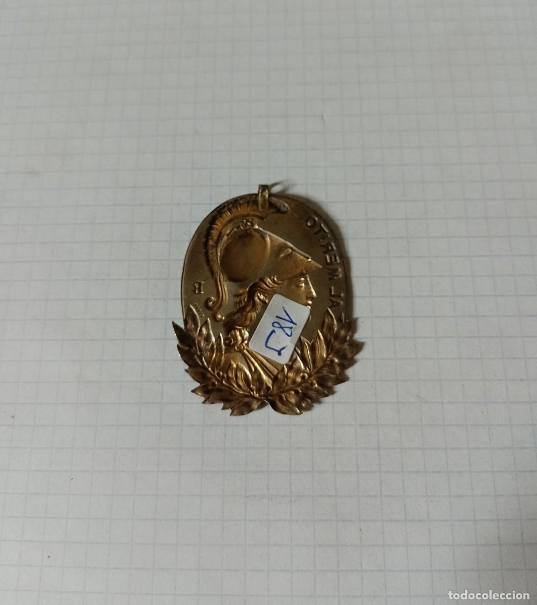 Militaria: Medalla al m&eacute;rito, plateada - Foto 3