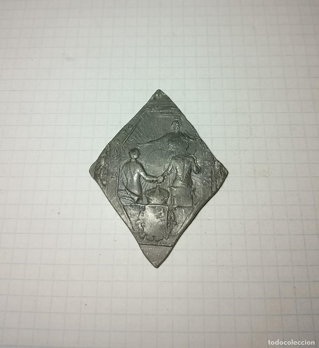 Militaria: Prueba en plomo, medalla al m&eacute;rito - Foto 1