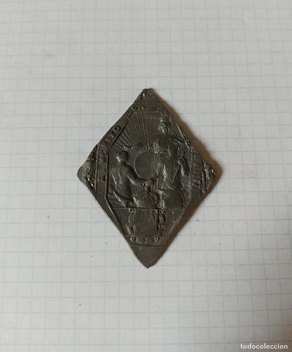 Militaria: Prueba en plomo, medalla al m&eacute;rito - Foto 2