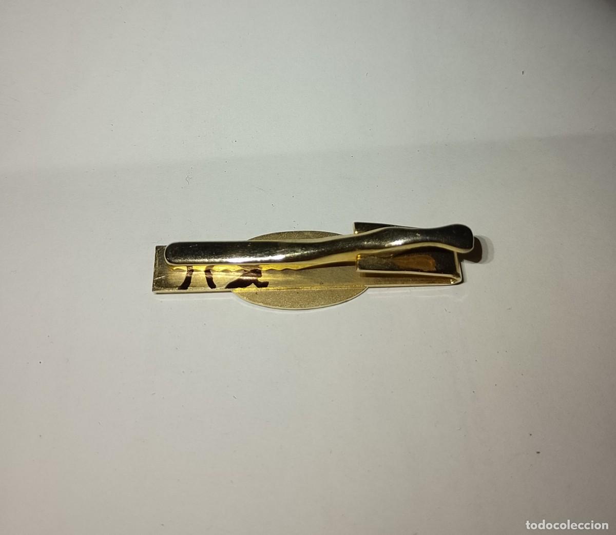 Militaria: Pasacorbatas con helic&oacute;ptero - Foto 2