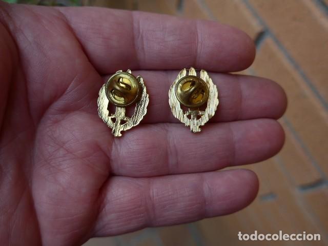 Militaria: DOS INSIGNIAS PIN DE LA COE - Foto 3