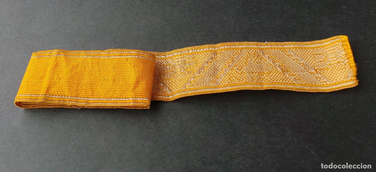 Militaria: GAL&Oacute;N DORADO 41X3,5. - Foto 1