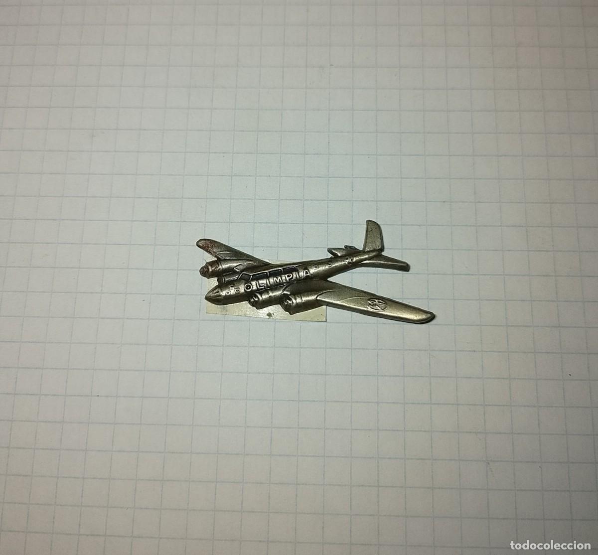 Militaria: Insignia avi&oacute;n Olimpia - Foto 1