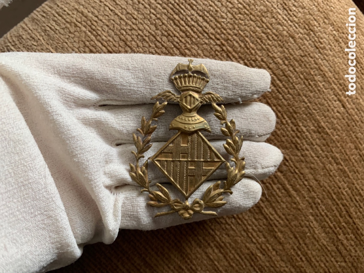 Militaria: ANTIGUO EMBLEMA DE SERENO DE BARCELONA