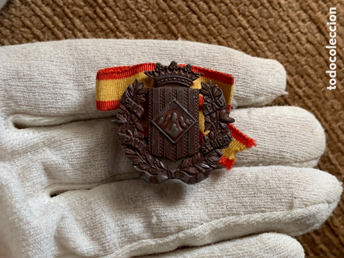 Militaria: ANTIGUA INSIGNIA DEL SOMATEN ARMADO DE CATALU&Ntilde;A