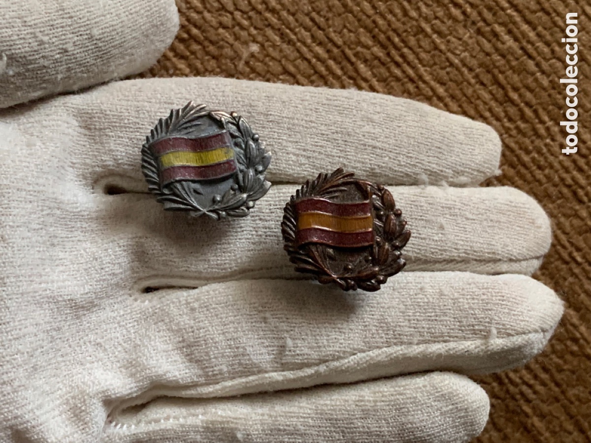 Militaria: ANTIGUAS INSIGNIAS PATRIOTICAS BANDERA ESPA&Ntilde;A