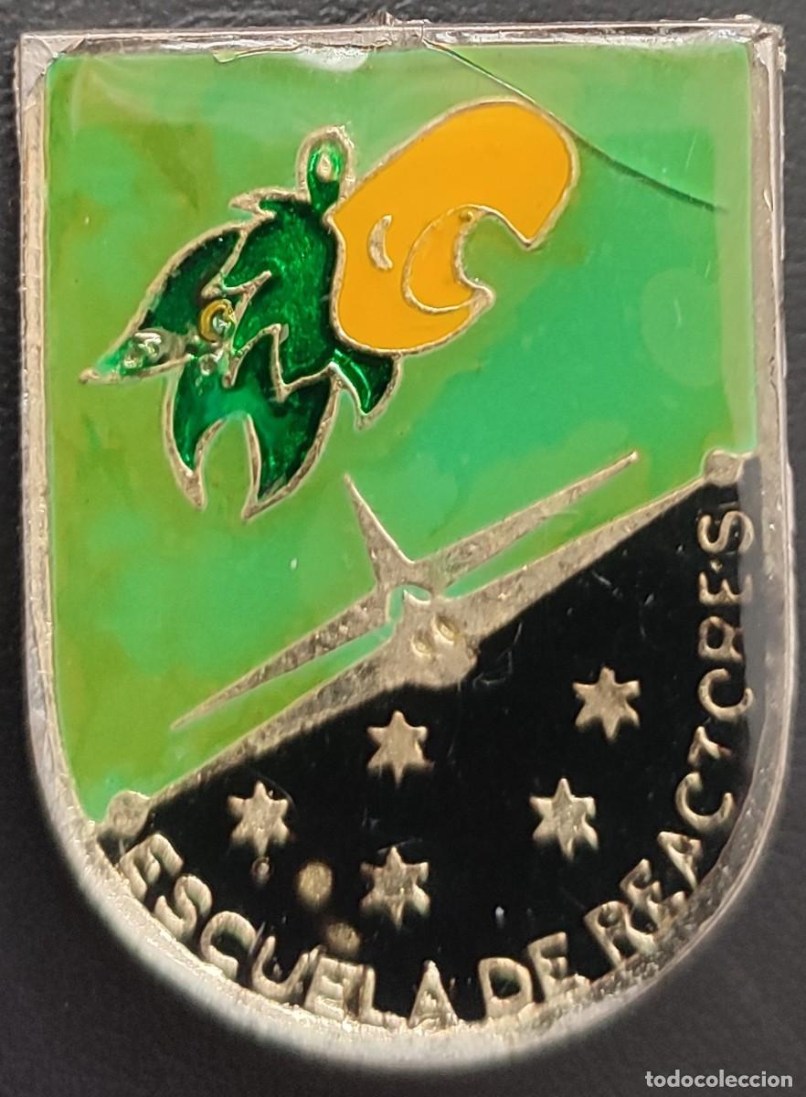 Militaria: EMBLEMA DE PECHO DE LA ESCUELA DE REACTORES. EJ&Eacute;RCITO DEL AIRE - Foto 1